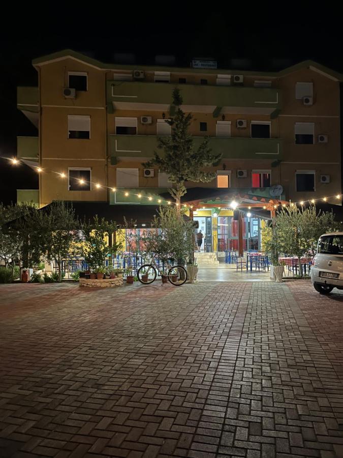 Shëngjin Hotel Bolonja מראה חיצוני תמונה