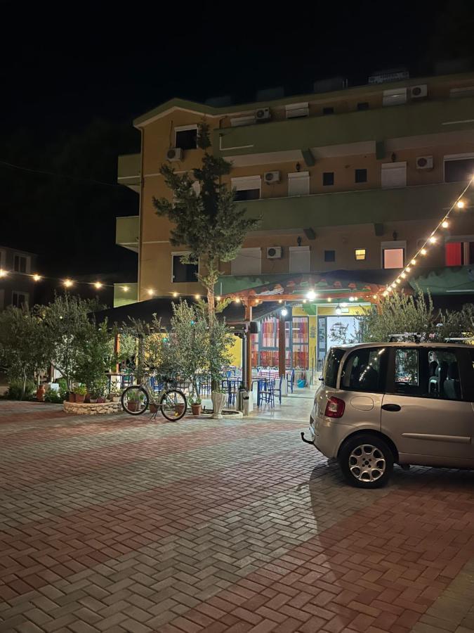 Shëngjin Hotel Bolonja מראה חיצוני תמונה